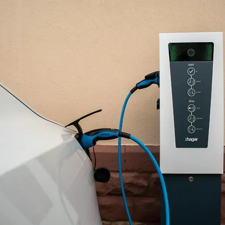 Gemuetlich 2 アパート *