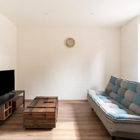 Gemuetlich 2 アパート